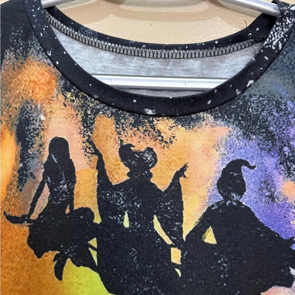Source Unknown Kids Black and Multicolor T-Shirt XL Sanderson sisters graphictee - Picture 7 of 9